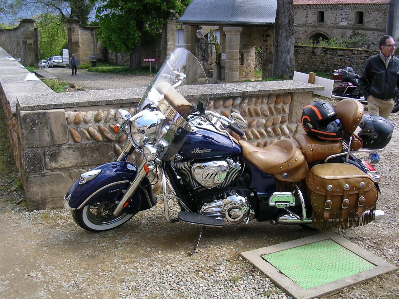 Exposition motos bourse à St Bonnet de Chavagne en isère_03