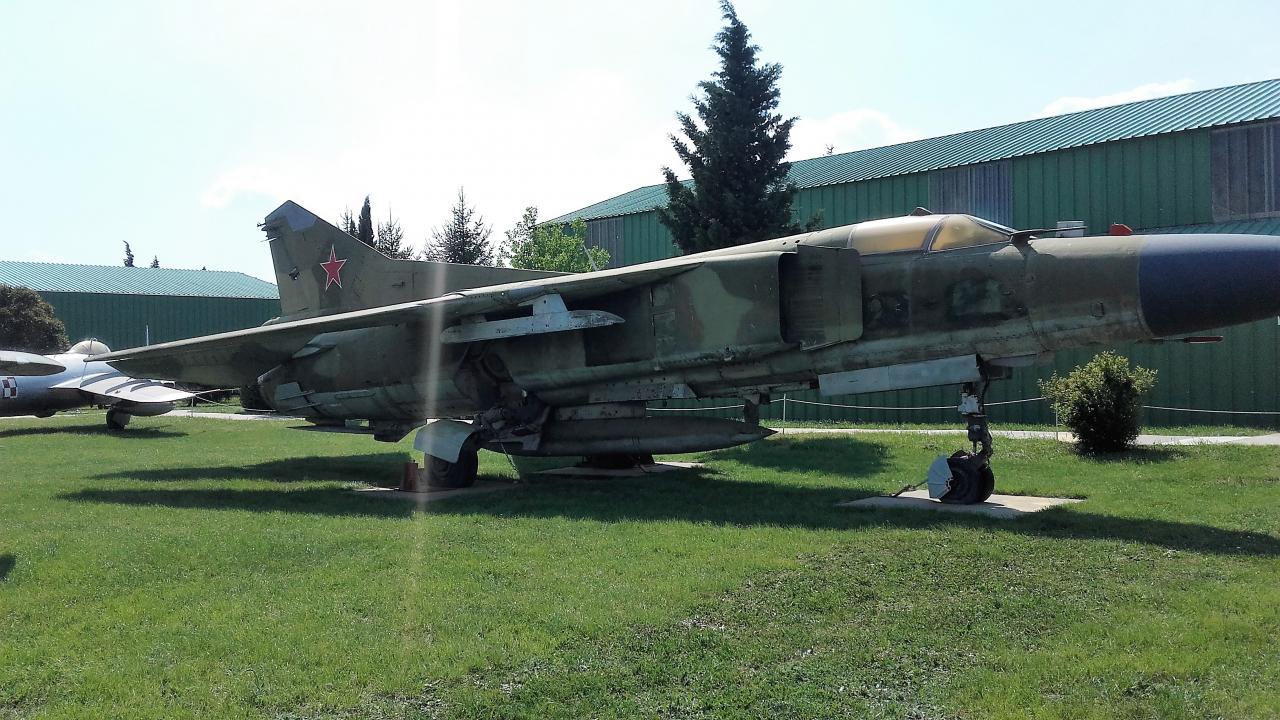Le Meyrol  dans le musée de l'aviation_17
