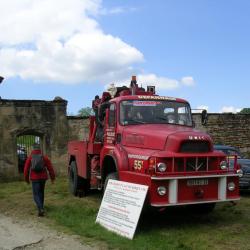 Exposition bourse Camion Unic  à St Bonnet de Chavagne